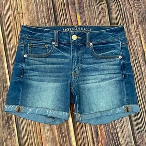 American Eagle Women’s Midi Super Stretch Shorts